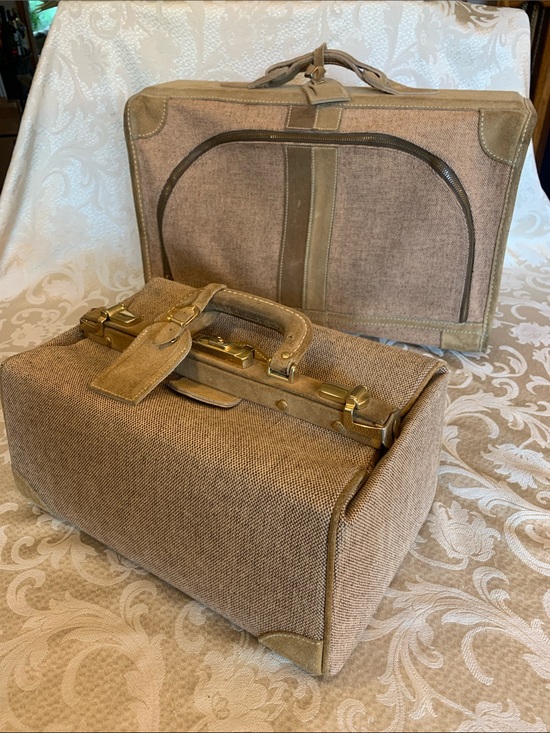 French Company Other - Vintage Classic Tweed 2 Piece Travel Set in Tan Canvas and Leather Trim